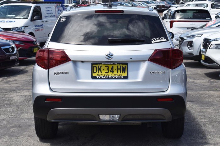 2023 Suzuki Vitara LY Series II Silky Silver