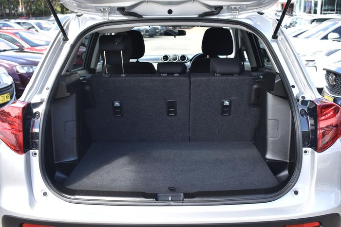 2023 Suzuki Vitara LY Series II Silky Silver