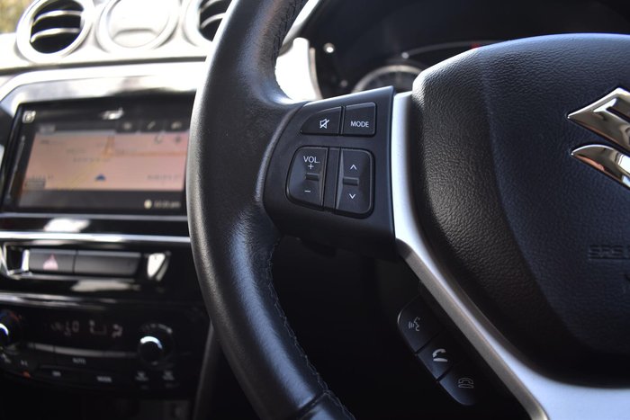 2023 Suzuki Vitara LY Series II Silky Silver