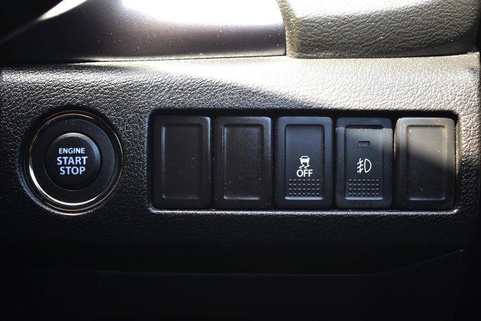 2023 Suzuki Vitara LY Series II Silky Silver