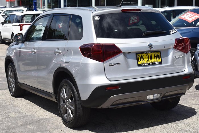 2023 Suzuki Vitara LY Series II Silky Silver