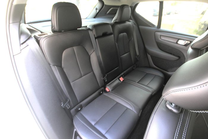 2021 Volvo XC40 T4 Inscription MY21 AWD Crystal White