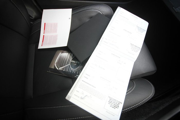 2021 Volvo XC40 T4 Inscription MY21 AWD Crystal White