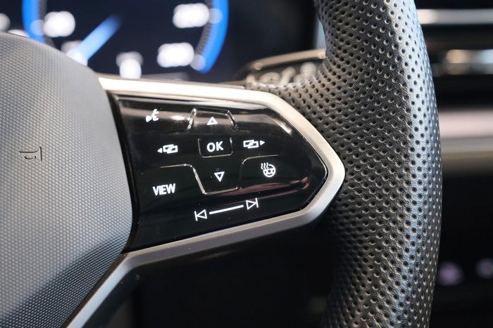 2024 Volkswagen Touareg R