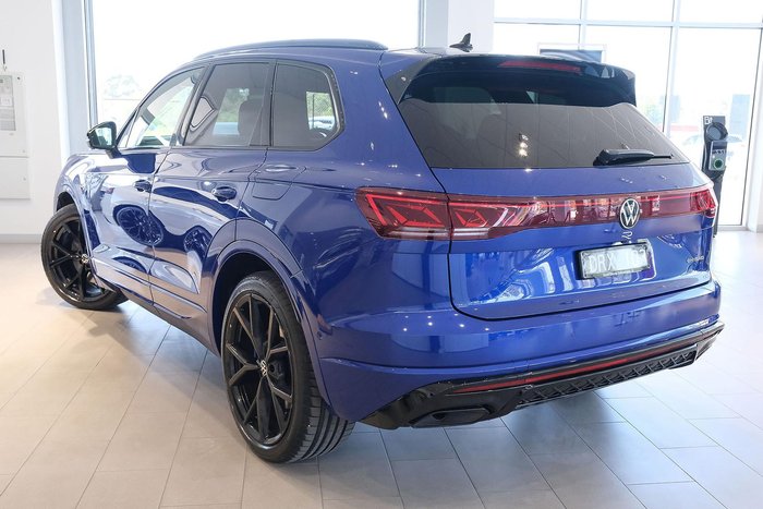 2024 Volkswagen Touareg R