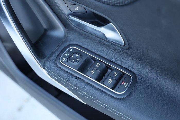 2018 MERCEDES-BENZ A200 2018 MERCEDES-BENZ A200  7 SP AUTO DUAL CLUTCH 5D HATCHBACK T4 