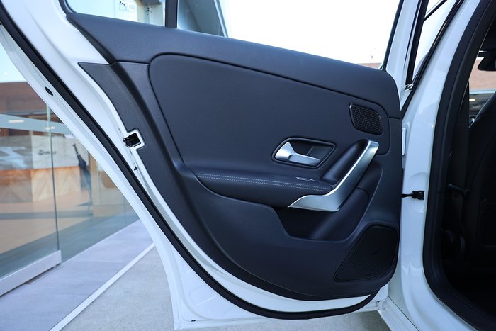 2018 MERCEDES-BENZ A200 2018 MERCEDES-BENZ A200  7 SP AUTO DUAL CLUTCH 5D HATCHBACK T4 