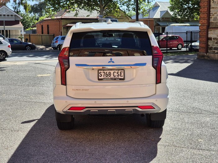 2022 Mitsubishi Pajero Sport GLS