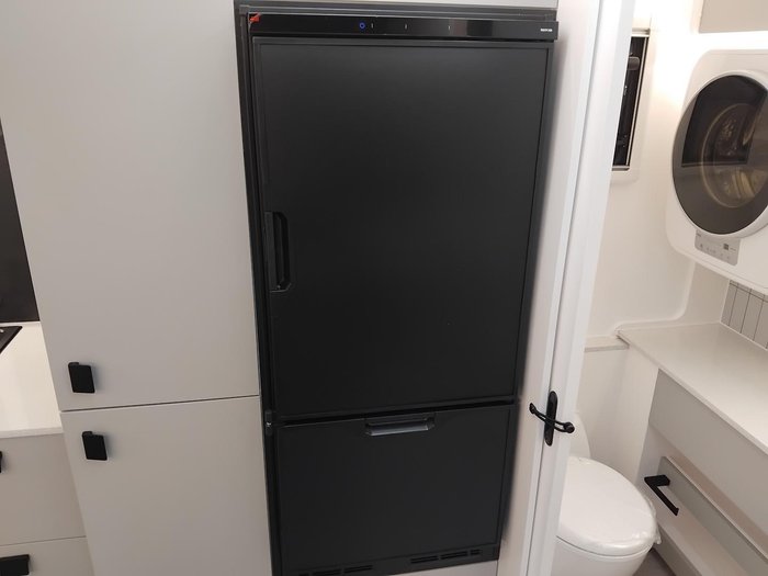 2025 New Age Caravans Manta Ray 19Ft Escape My25.5 Full Ensuite Full Composite