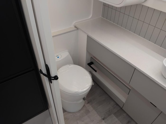 2025 New Age Caravans Manta Ray 19Ft Escape My25.5 Full Ensuite Full Composite