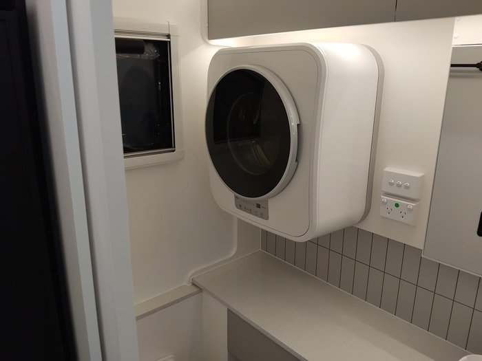 2025 New Age Caravans Manta Ray 19Ft Escape My25.5 Full Ensuite Full Composite