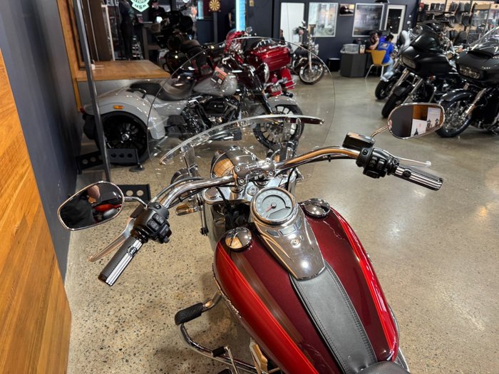 2018 Harley-davidson FLDE DELUXE (107) Red