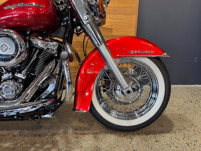 2018 Harley-davidson FLDE DELUXE (107) Red