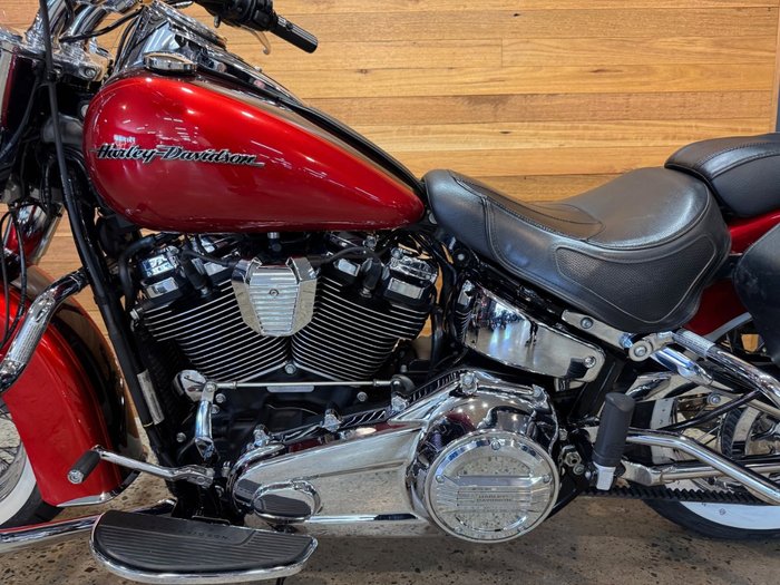 2018 Harley-davidson FLDE DELUXE (107) Red