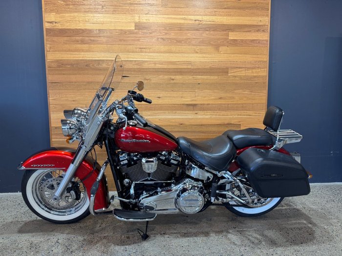 2018 Harley-davidson FLDE DELUXE (107) Red
