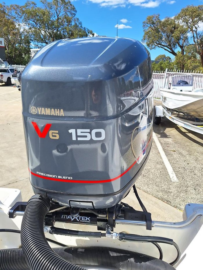 2004 Streaker 545 SIROCCO RUNABOUT