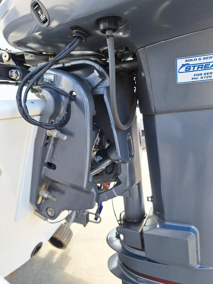 2004 Streaker 545 SIROCCO RUNABOUT