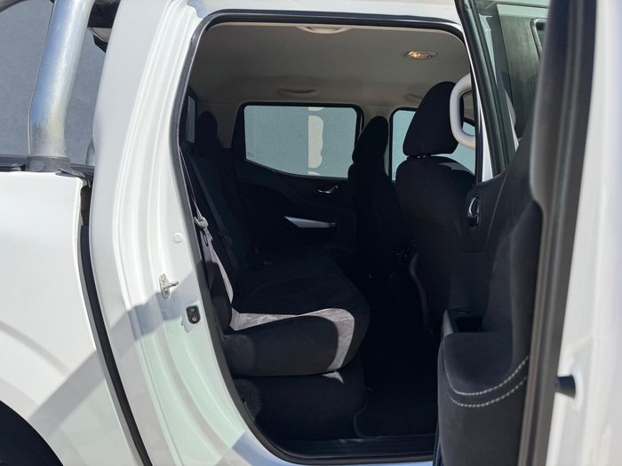 2016 Nissan Navara ST D23 Series 2 4x2 Polar White