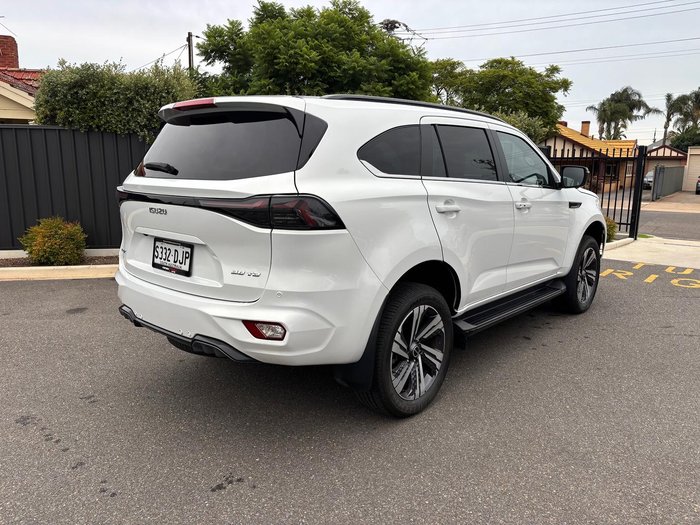 2025 Isuzu MU-X LS-T MY25.5 4X4 Dual Range Moonstone White