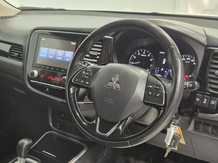 2019 Mitsubishi Outlander ES ZL MY19 AWD White