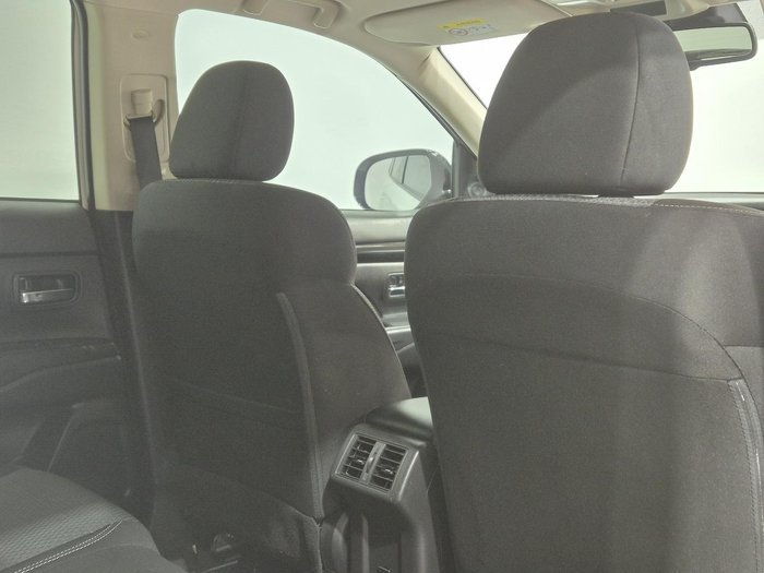 2019 Mitsubishi Outlander ES ZL MY19 AWD White