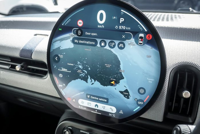 2025 MINI Cooper S Favoured