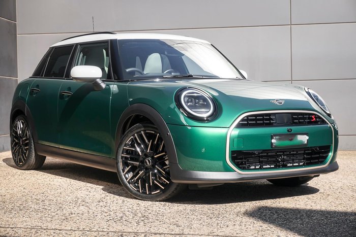 2025 MINI Cooper S Favoured