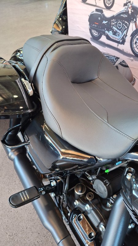 2025 Harley-davidson FLHRXS ROAD KING SPECIAL Vivid Black