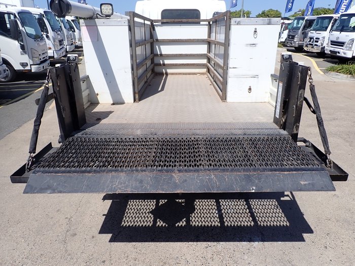 2018 ISUZU NLR 45-150 WHITE