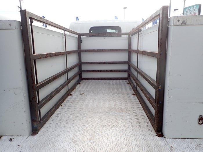 2018 ISUZU NLR 45-150