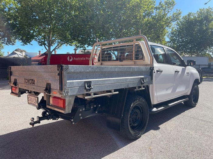 2019 Toyota Hilux SR