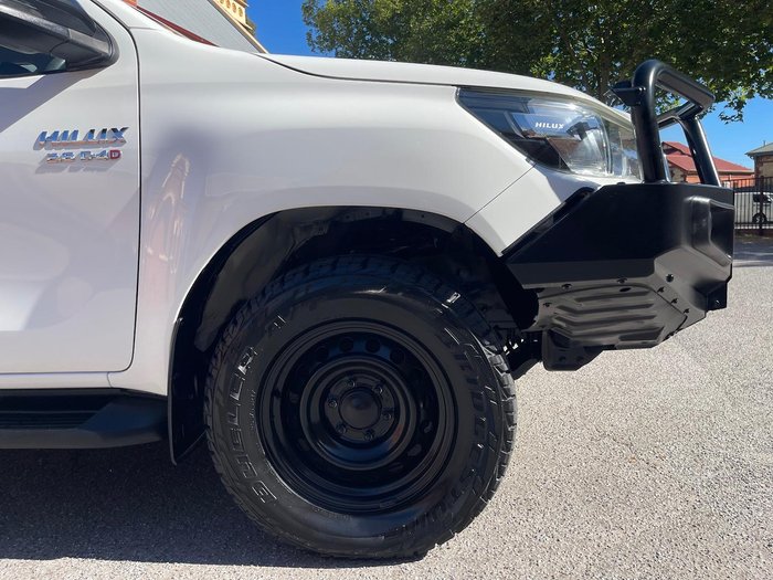 2019 Toyota Hilux SR