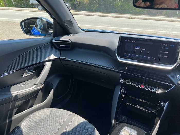 2023 Peugeot 2008 Allure