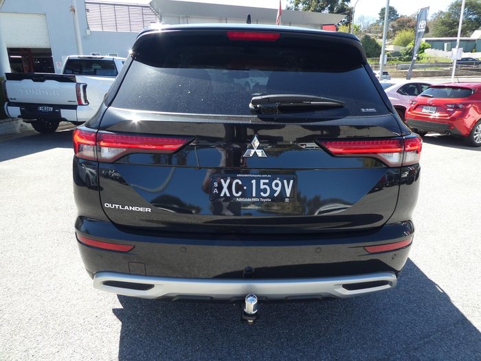 2023 Mitsubishi Outlander LS