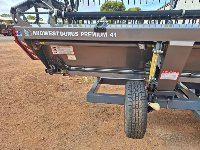 2023 Midwest Durus Premium 41'