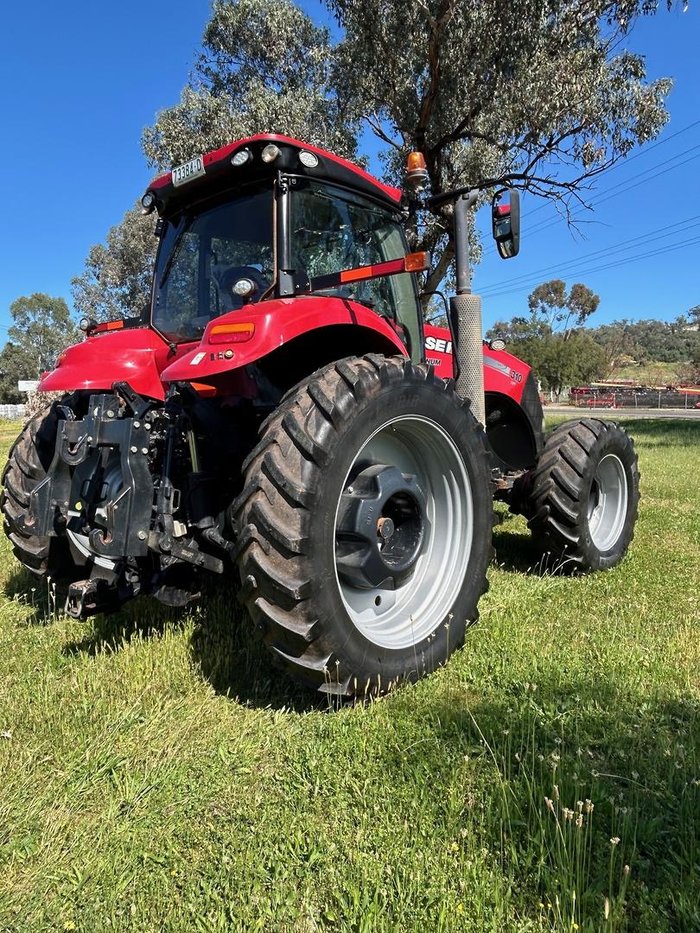 2018 CASE IH Magnum 310 Ultimate Red