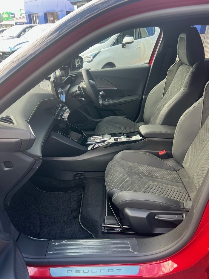 2025 Peugeot 2008 GT e-DCS Hybrid