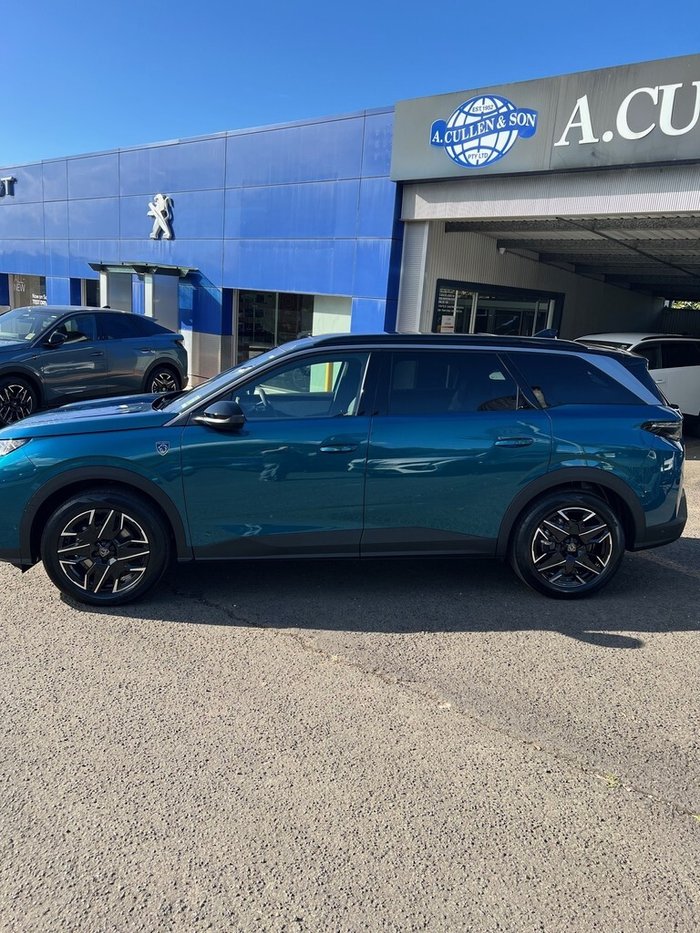 2025 Peugeot 5008 GT Premium e-DCS Hybrid