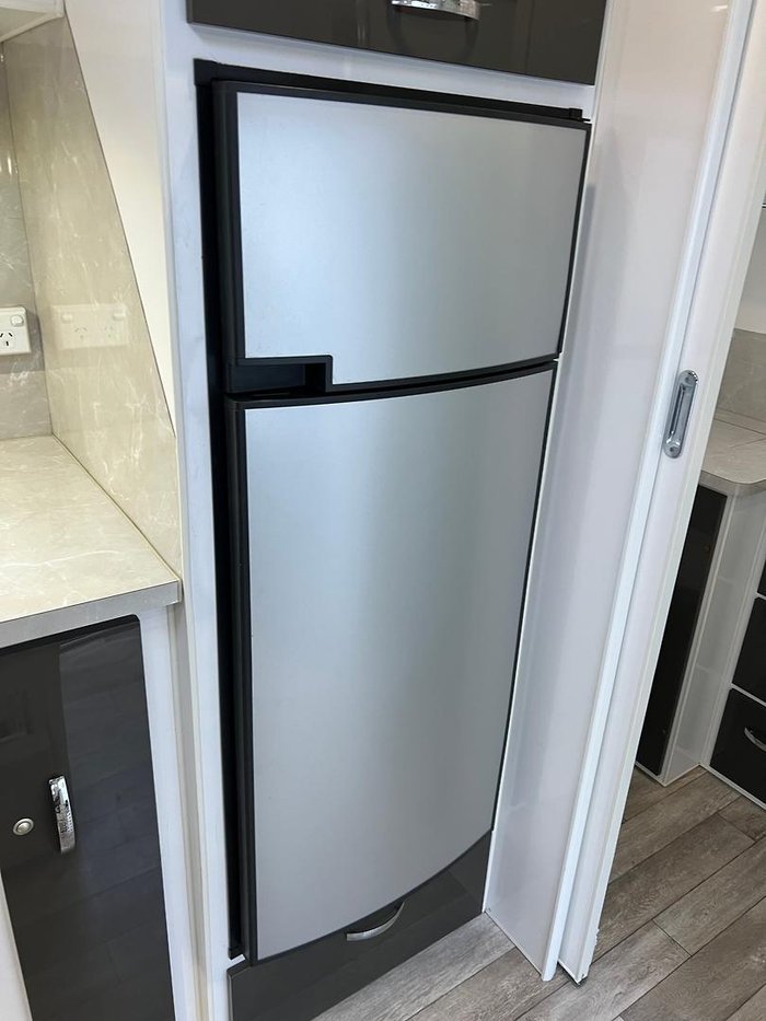 2015 Safari Caravans Delta 21