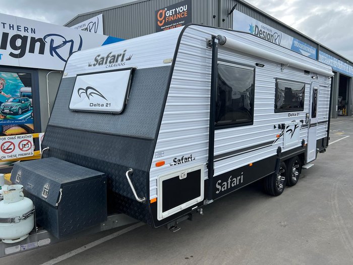 2015 Safari Caravans Delta 21