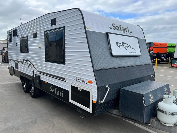 2015 Safari Caravans Delta 21
