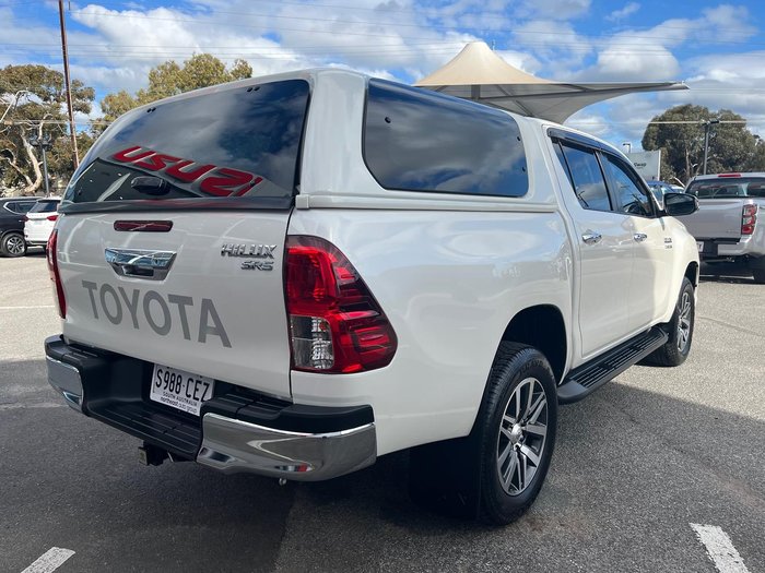 2020 Toyota Hilux SR5