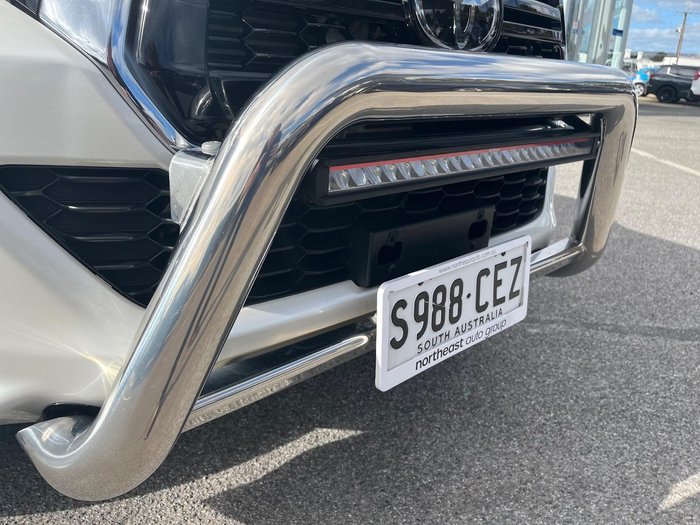 2020 Toyota Hilux SR5