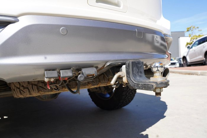 2019 Isuzu MU-X LS-T