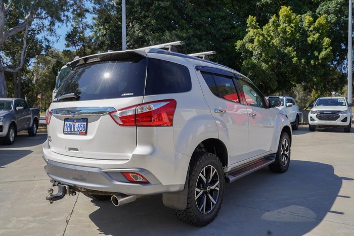 2019 Isuzu MU-X LS-T