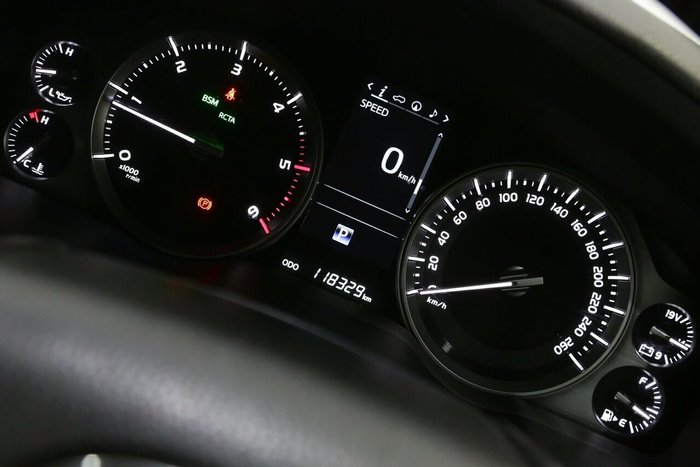 2021 Toyota Landcruiser VX