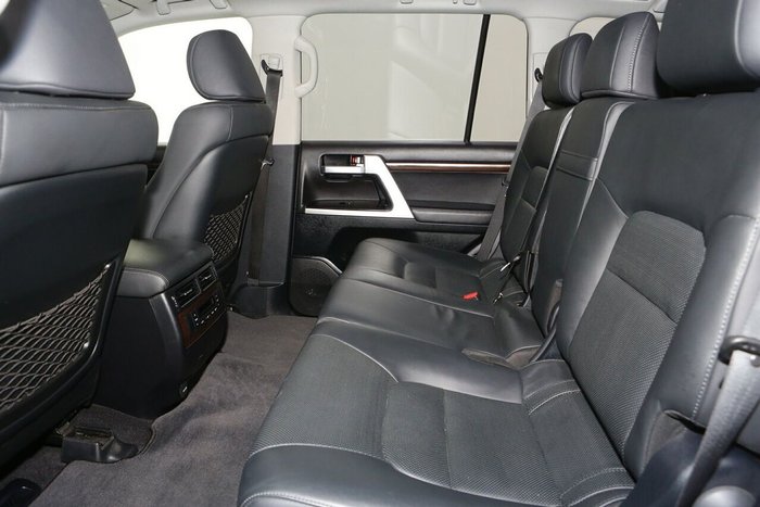 2021 Toyota Landcruiser VX