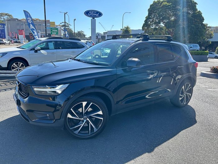 2020 Volvo XC40 T5 R-Design