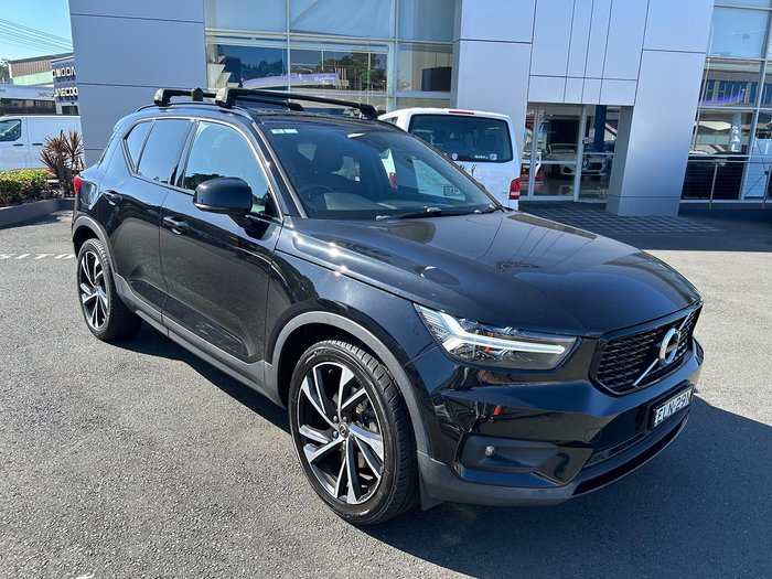 2020 Volvo XC40 T5 R-Design