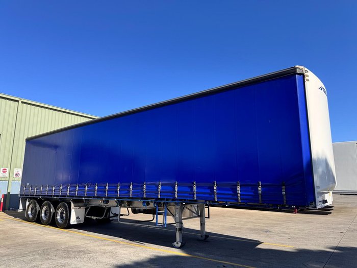 2022 Maxitrans St3 22 Pallet Sd Curtain Sider, R/T Rated